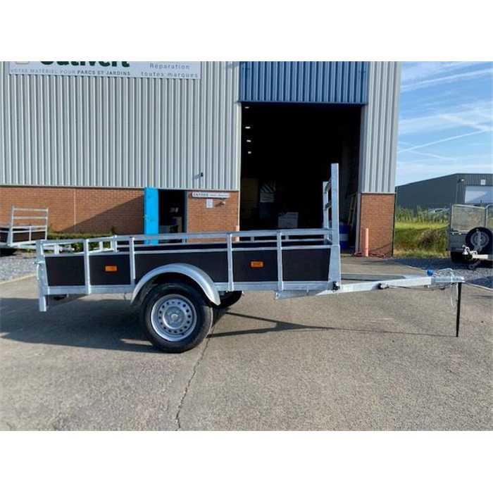 Remorque Syma bois 257 x 131 - 1 essieu - 750 kg - ouverte - Top Qualité Remorque Syma bois 257 x 131 - 1 essieu - 750 kg - ouverte - Top Qualité